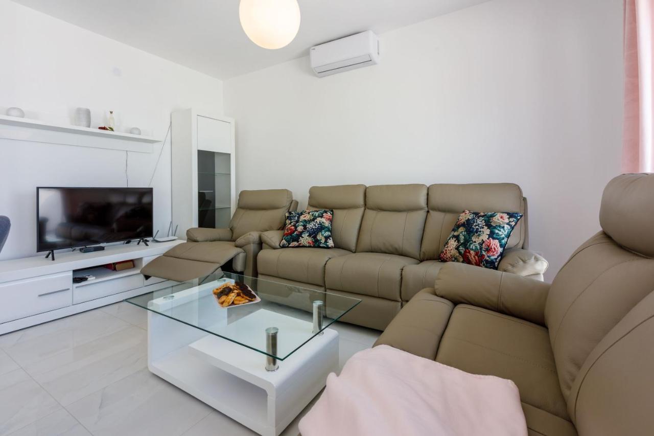 Apartments Cvetkovic Crikvenica Kültér fotó