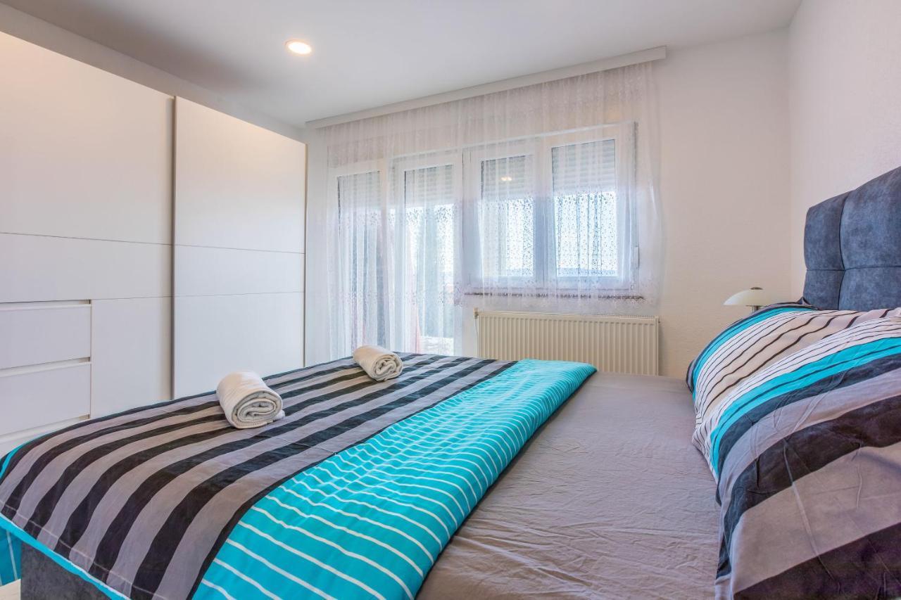 Apartments Cvetkovic Crikvenica Kültér fotó
