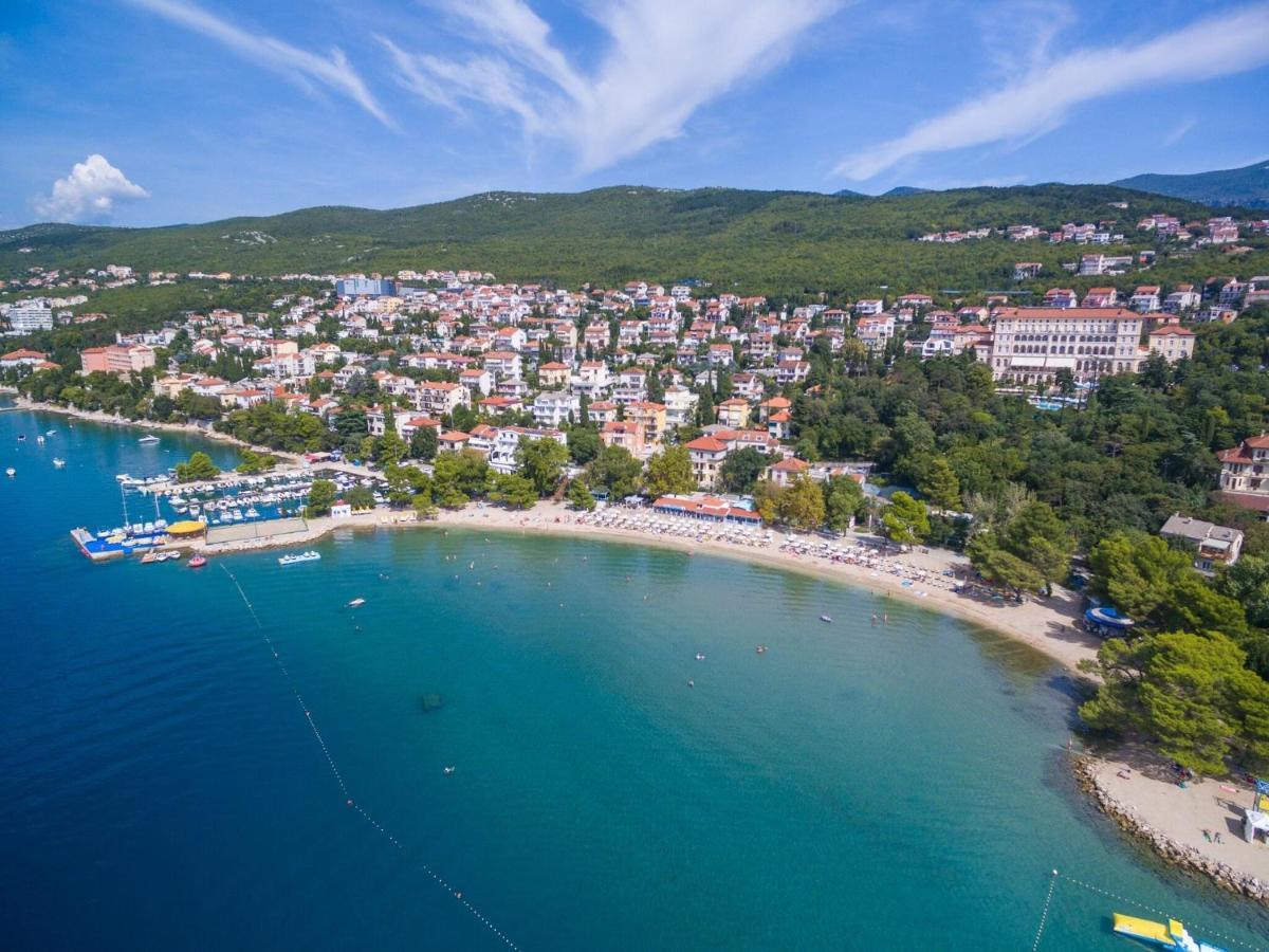 Apartments Cvetkovic Crikvenica Kültér fotó