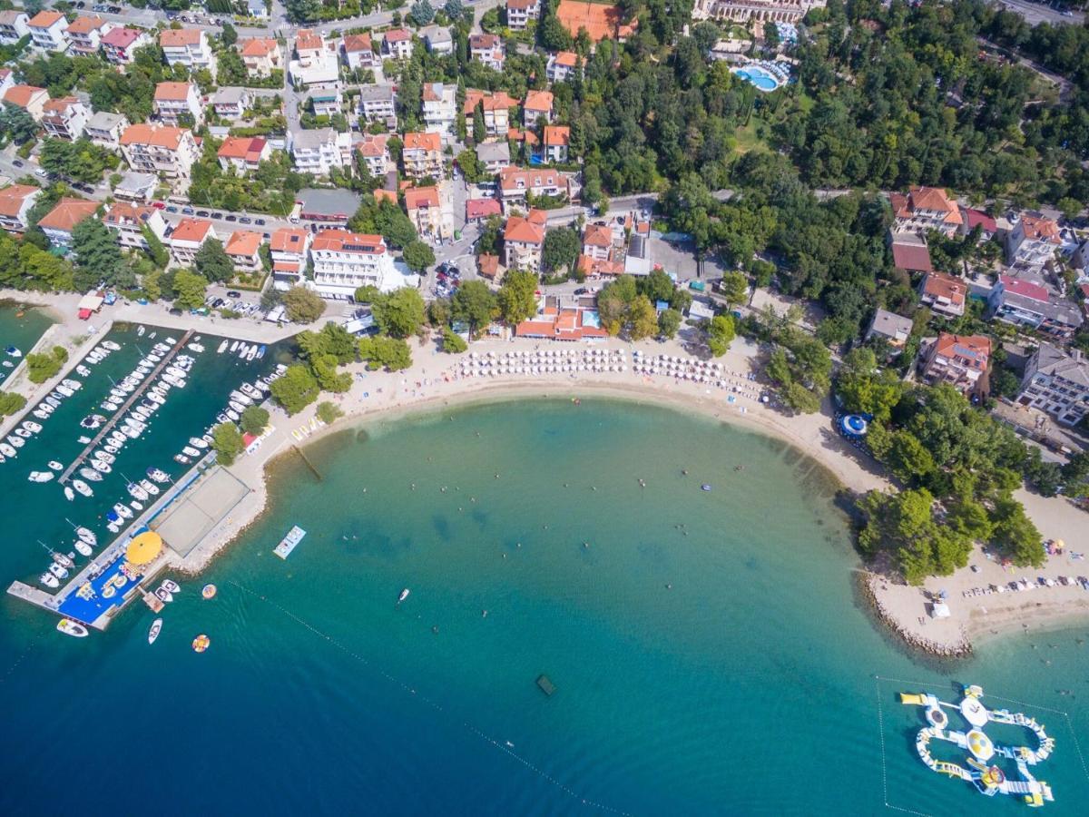 Apartments Cvetkovic Crikvenica Kültér fotó